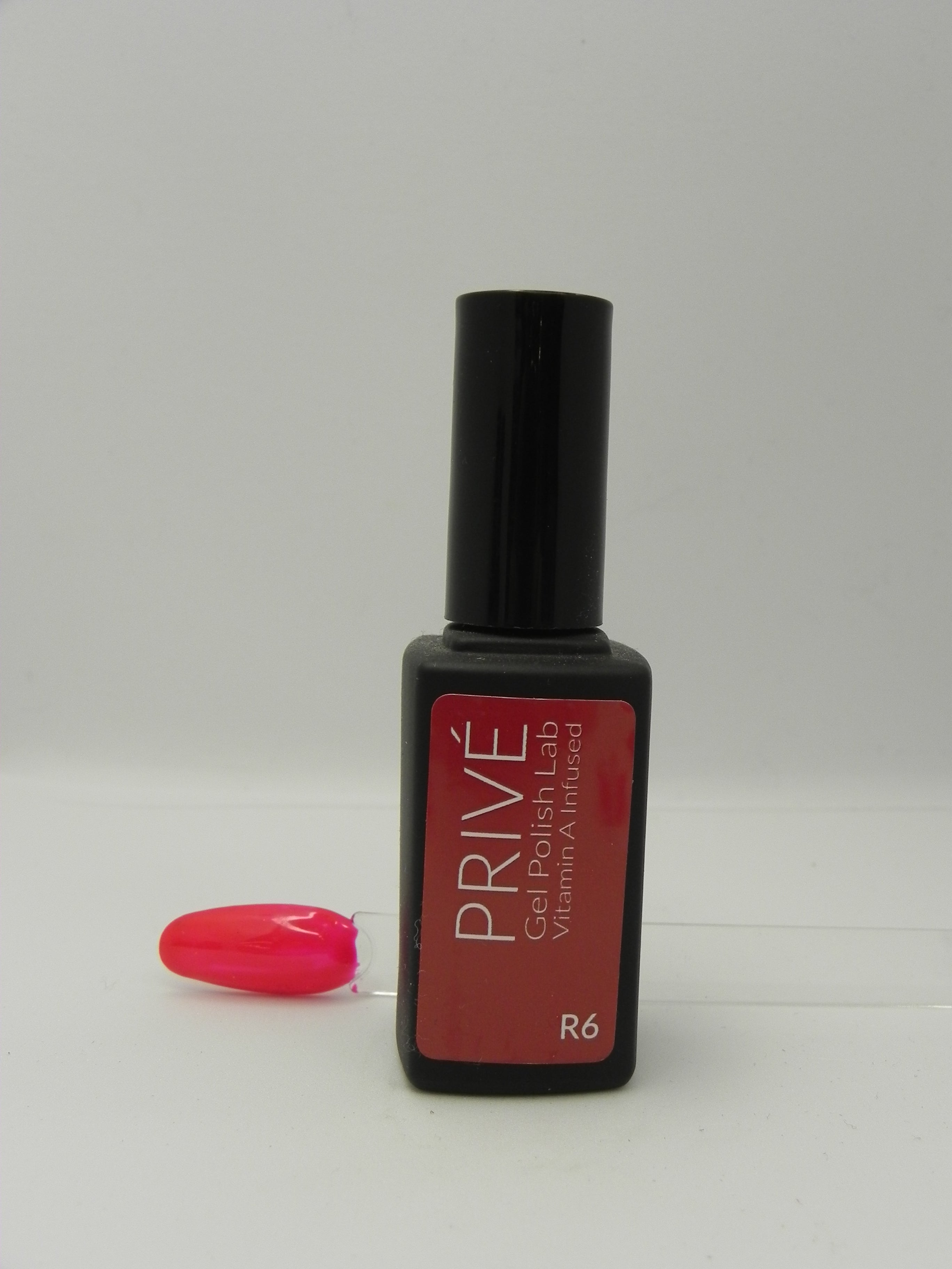 Layla Privè Smalto Semipermanente - 39 Varianti